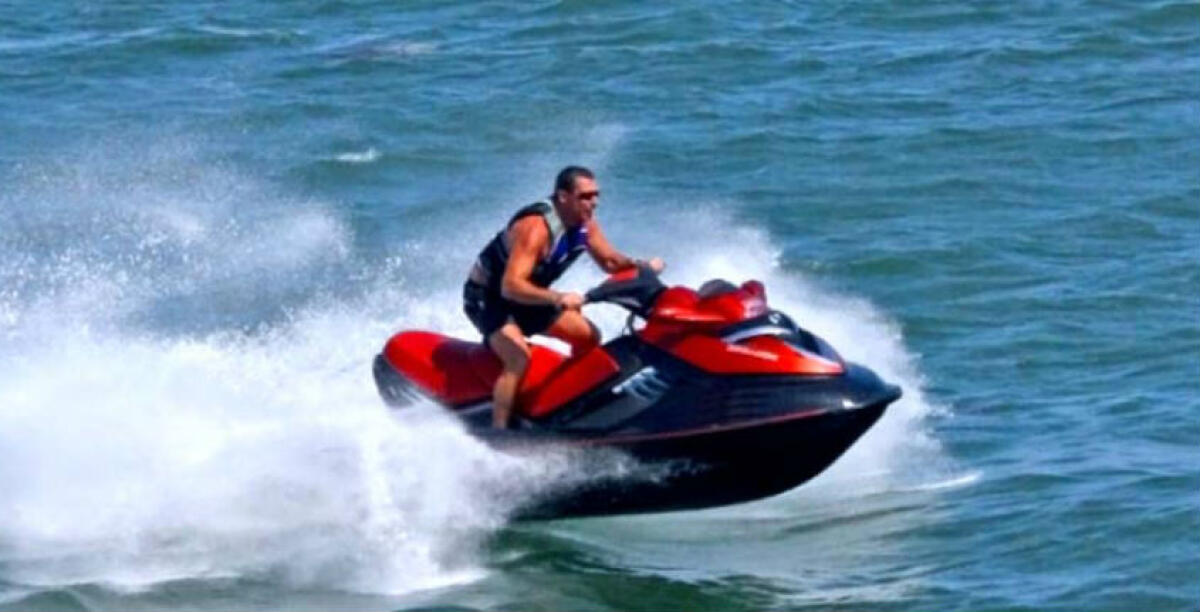 Un dipendente Eni raggirato, 2 mila euro per una moto d'acqua mai arrivata: c'è la condanna - 