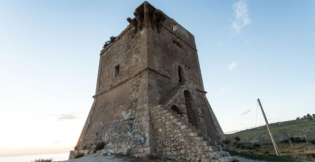 Il Comune vuole acquisire la Torre di Manfria, proposto un baratto al proprietario -