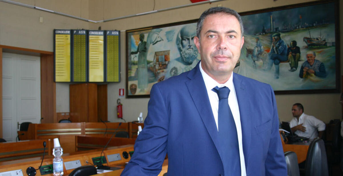 Il gruppo Gela città in consiglio non esiste più, Panebianco passa all'Udc - 