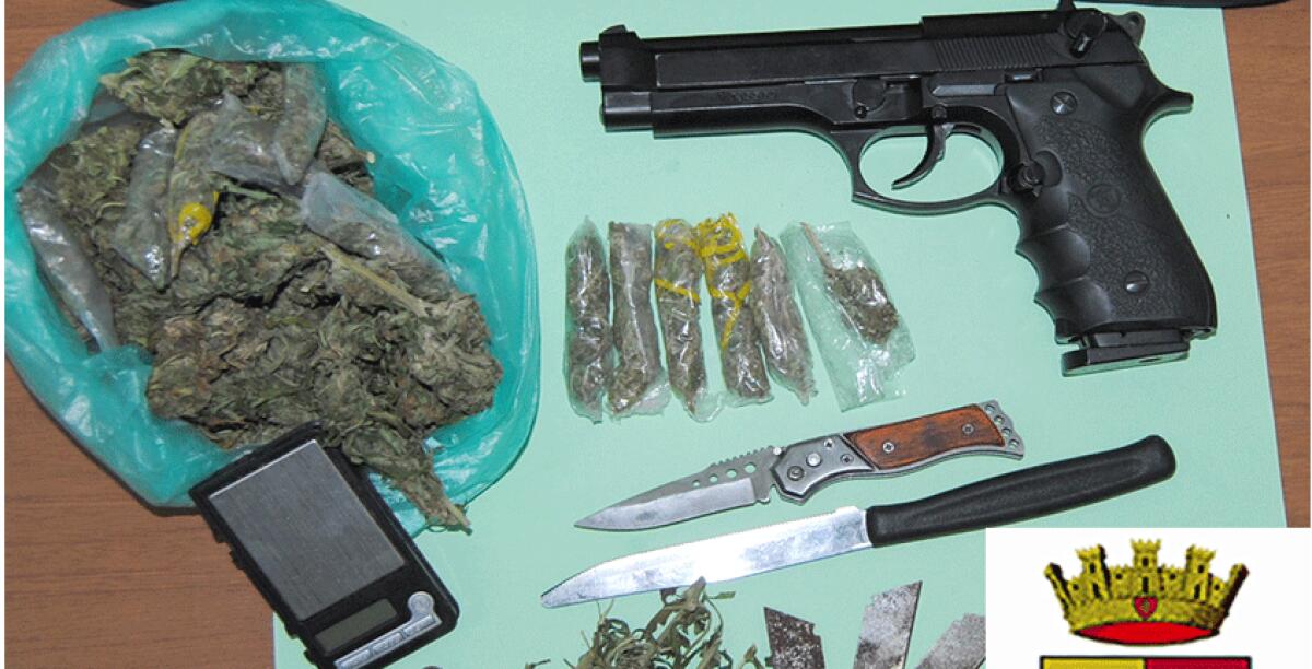 Dentro il garage un laboratorio di droga, ai domiciliari un diciottenne incensurato - 