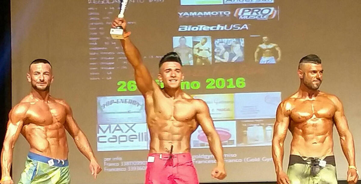 Di Stefano mette in bacheca un altro trofeo. Alza la coppa al Gold Gym di Comiso - 