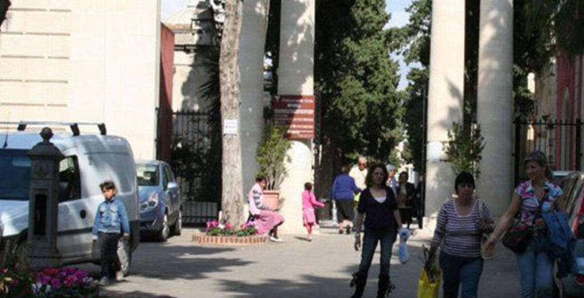 Senza acqua al cimitero monumentale, "ripristinare subito il servizio" - 