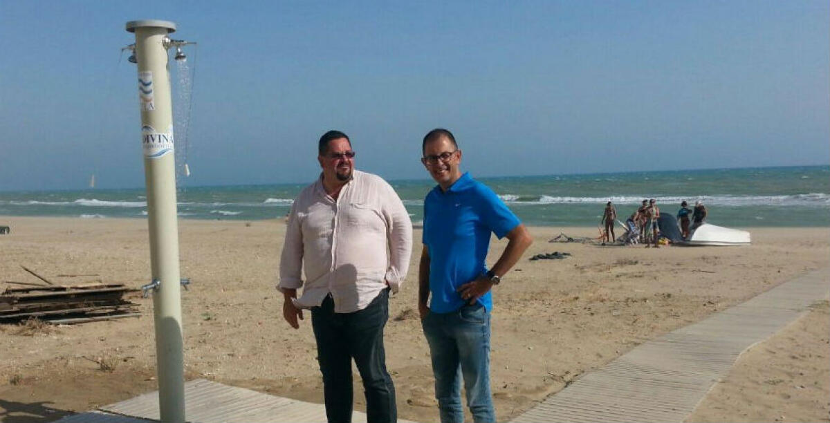 Le docce anche a Manfria, il Comune e il consorzio le installano in spiaggia - 
