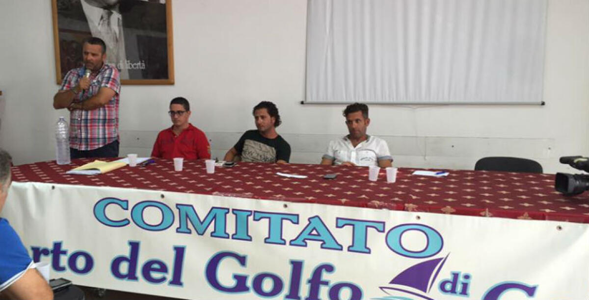 Una manifestazione cittadina per il porto rifugio, il comitato passa all'azione - 