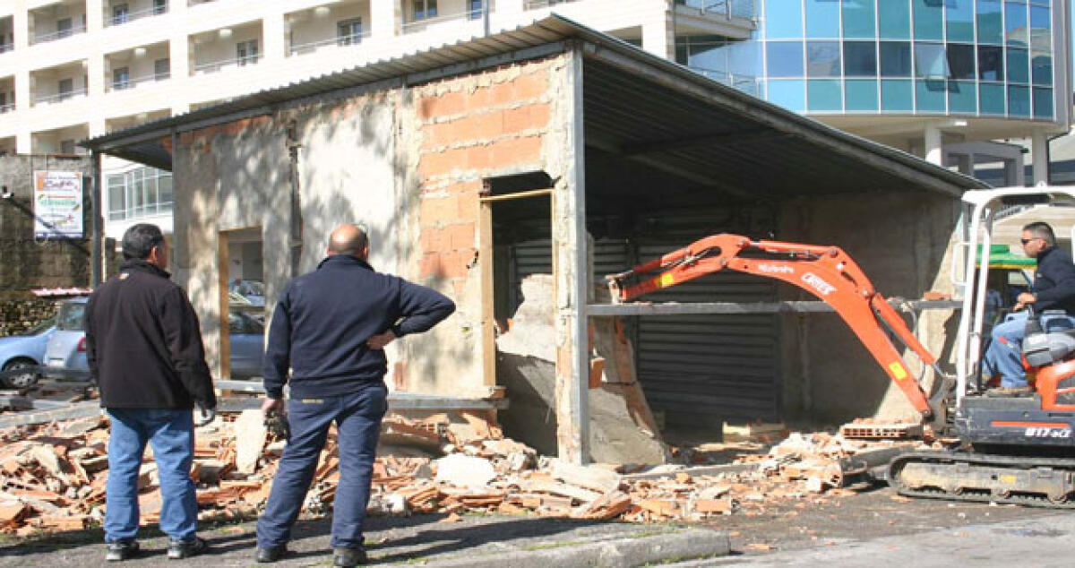 Due capannoni e un fabbricato abusivi, controlli su un'area da oltre seimila metri quadrati a Settefarine - 