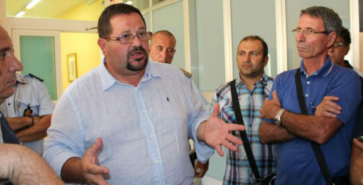 Tensione tra il sindaco e i manager di Caltaqua, "dopo dieci anni di gestione è cambiato poco" - 