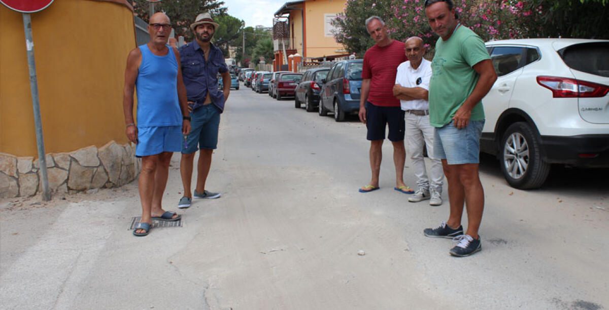 Strade colabrodo a Manfria, residenti infuriati contro il consorzio Piano Marina - 