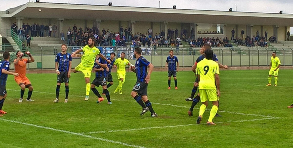Il Gela fermato dal Gladiator a Leonforte, solo un pari contro i casertani - 