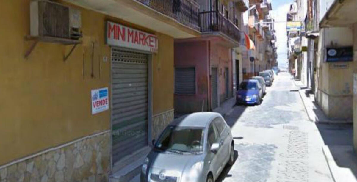 Basole sempre più insicure a San Giacomo, l'allarme arriva da via Aldisio Sammito - 