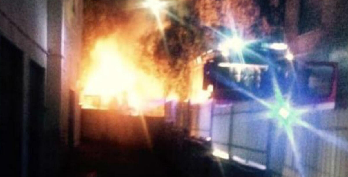 Fiamme a Sant'Ippolito, distrutta un'auto: il rogo subito dopo la mezzanotte - 