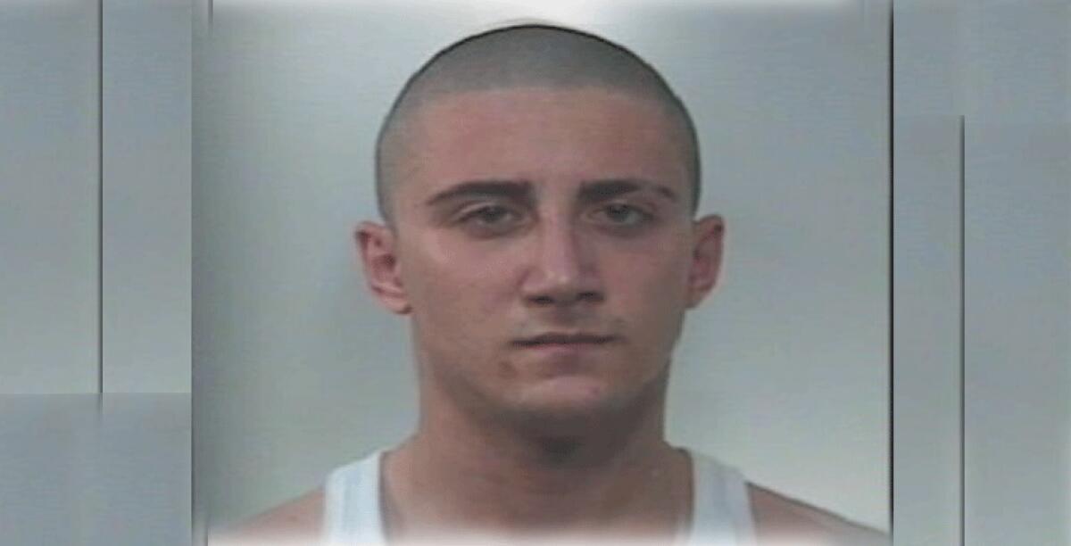 Lascia l'abitazione e lo trovano in strada con l'hashish, confermati i domiciliari per D'Aleo - 