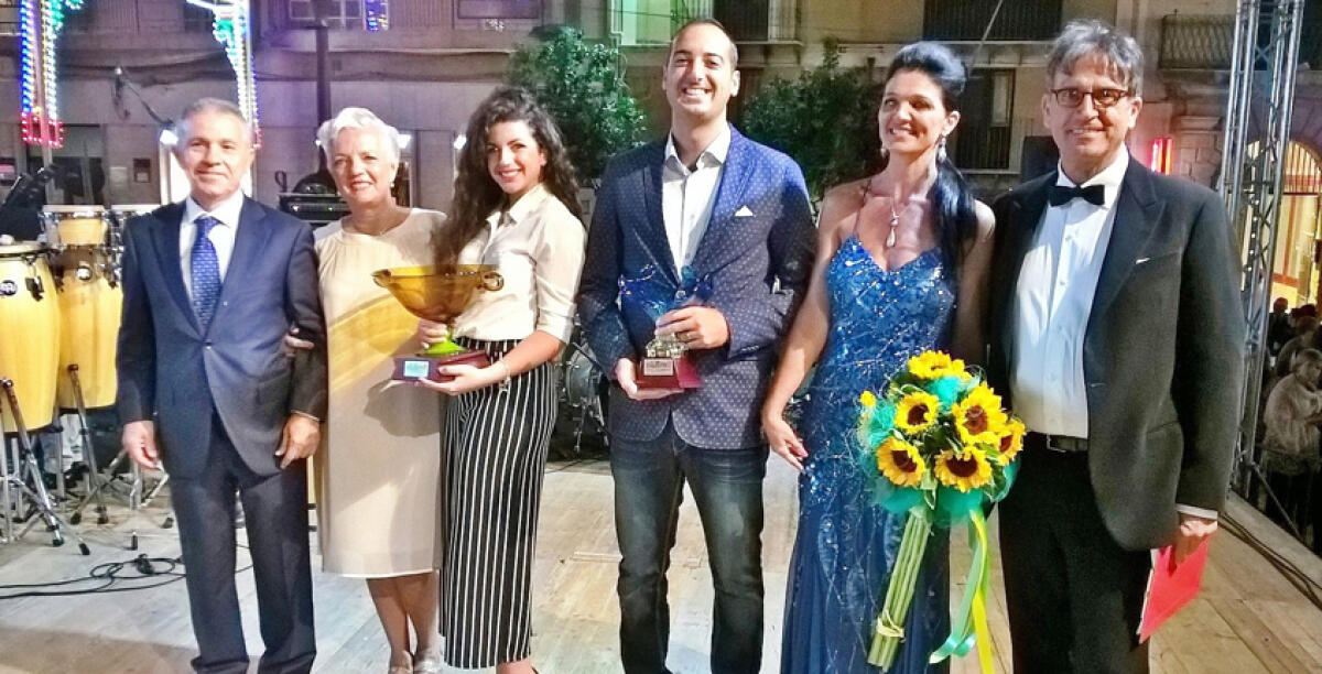 Festival del Golfo: Sonia Pituddu e Jonathan Urboni premiati alla decima edizione della kermesse canora - 