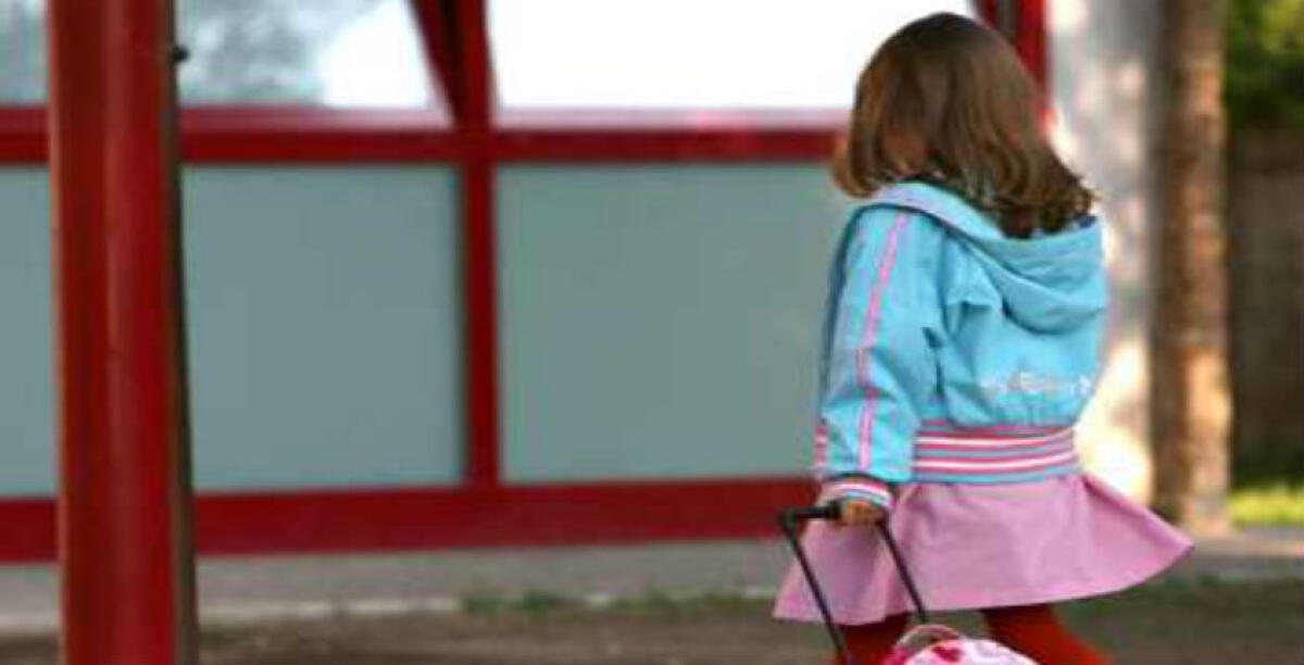 Più volte violentata all'interno di alcuni appartamenti, otto finiscono in carcere: gli abusi su una minorenne - 