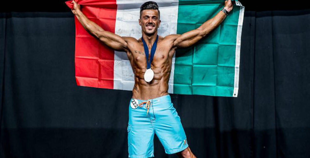 Portamento, bellezza, volume non esagerato: Giuseppe Sardella è mister Universo - 