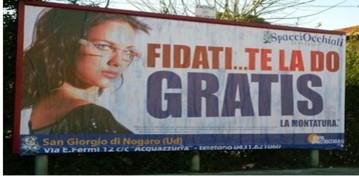 Manifesti che offendono le donne, nasce un comitato spontaneo per chiederne la rimozione - 