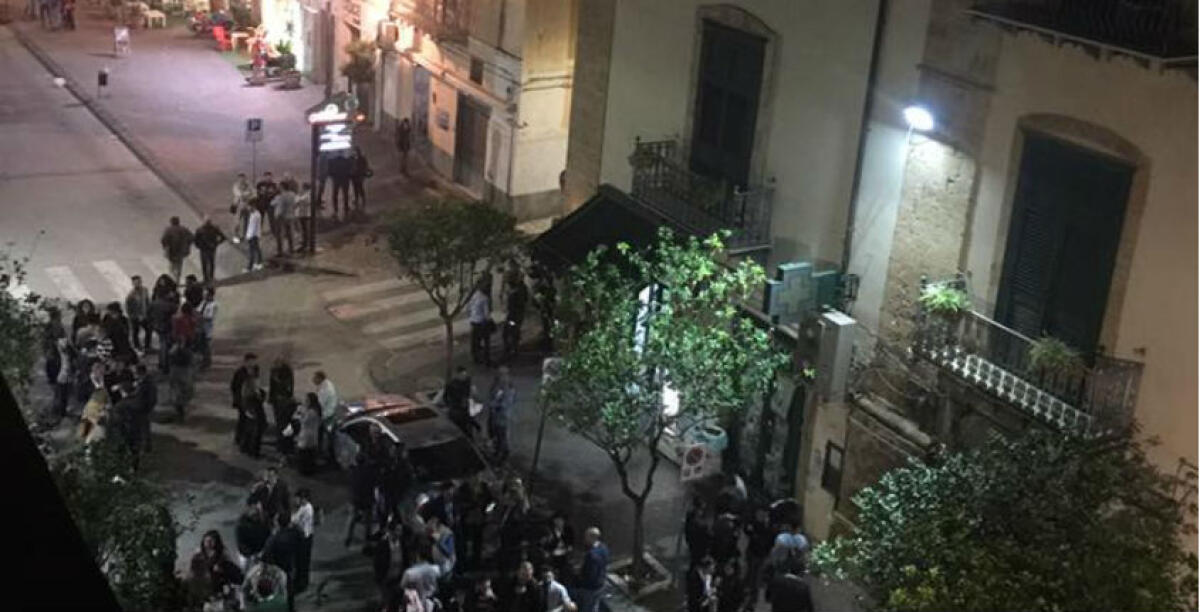 La rissa di sabato notte, i carabinieri indagano ma nessuno ha visto: "Chi sa qualcosa, si rivolga a noi" - 