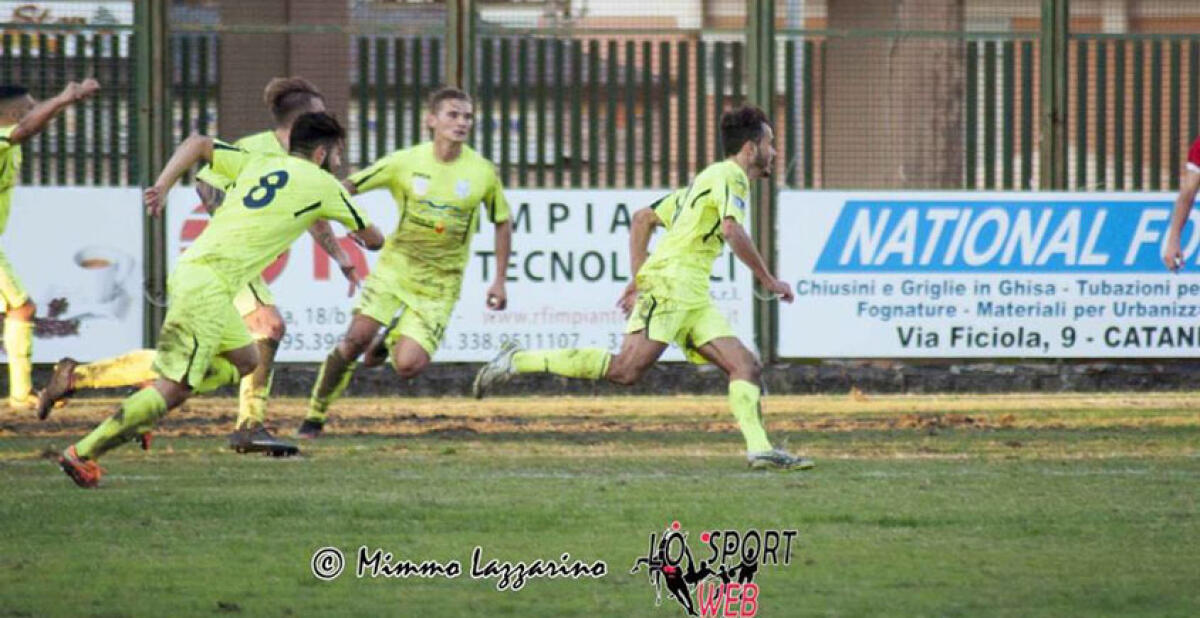 Candiano è del Gela, caccia ad un attaccante esterno. Tante certezze dopo Lentini - 