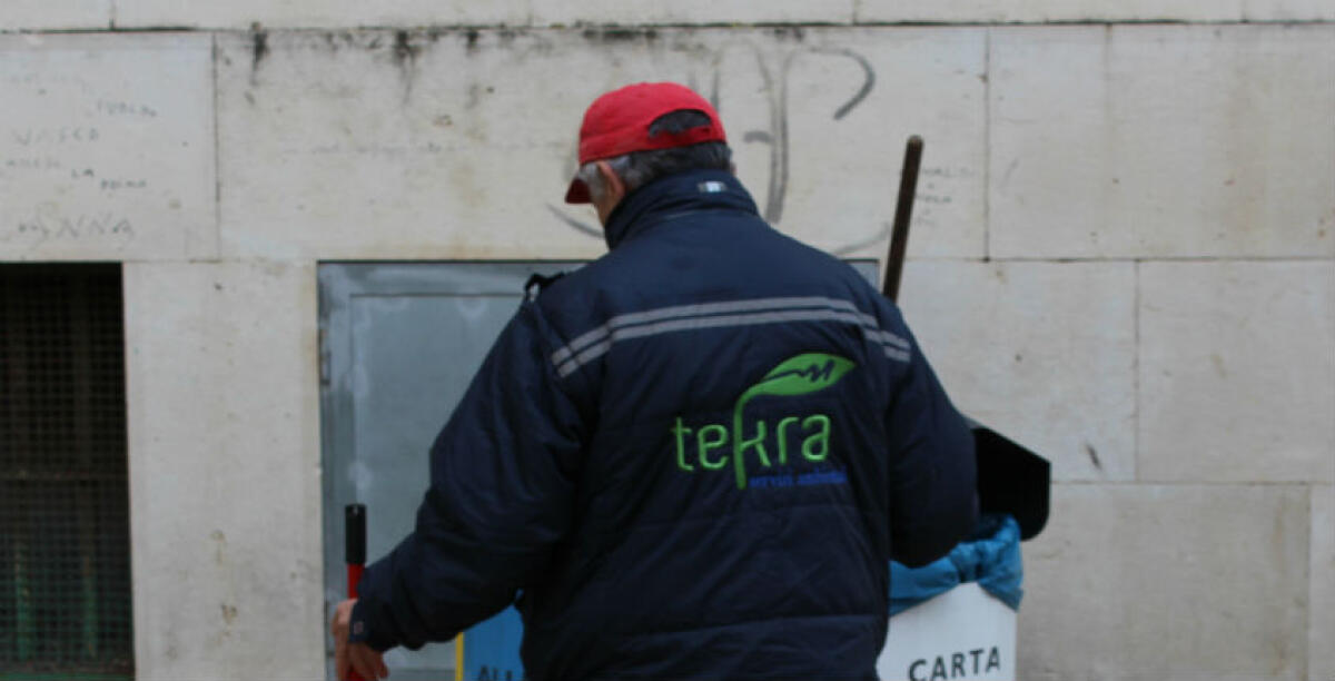 Stroncato da un malore durante il servizio, è morto un operaio della Tekra -