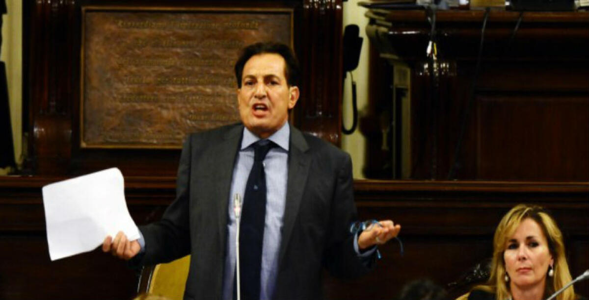 I redditi dei gelesi all'Ars, il più povero è Arancio: Crocetta e Federico dichiarano oltre 100 mila euro - 