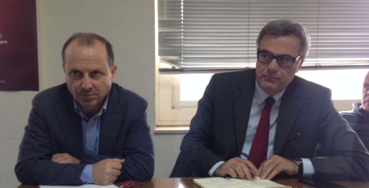 Gela figlia di un dio minore, "la riconversione della raffineria non va avanti" - 