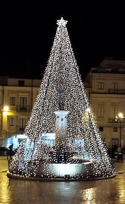 albero-luci.jpg