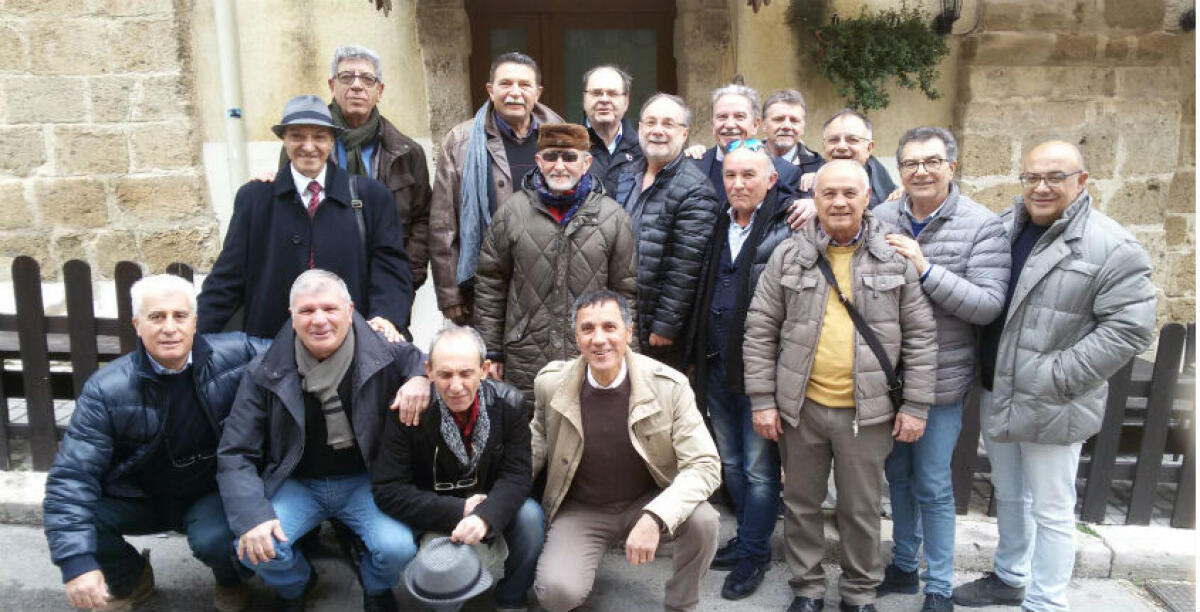 Il diploma nel 1976, dopo quarantuno anni si ritrovano gli ex alunni della quinta A chimici - 