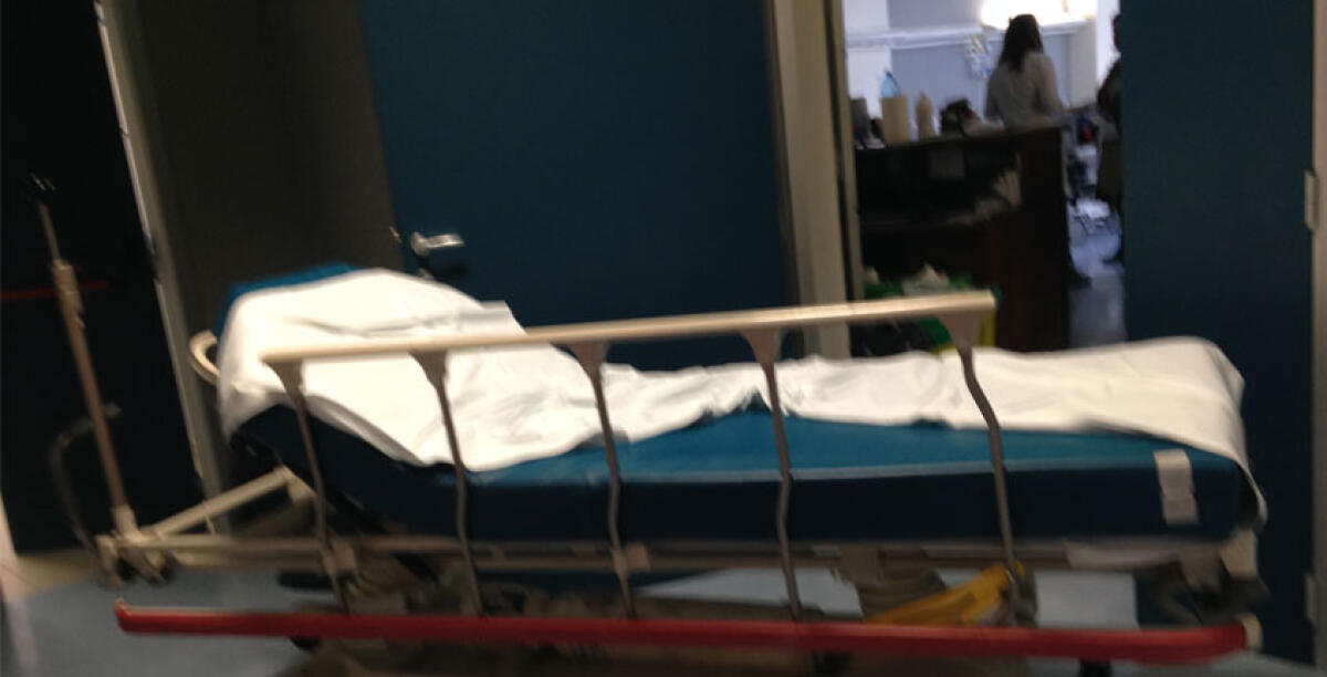 Pazienti abbandonati in corsia, donna trasferita dopo 5 giorni di attesa - Immagini di repertorio
