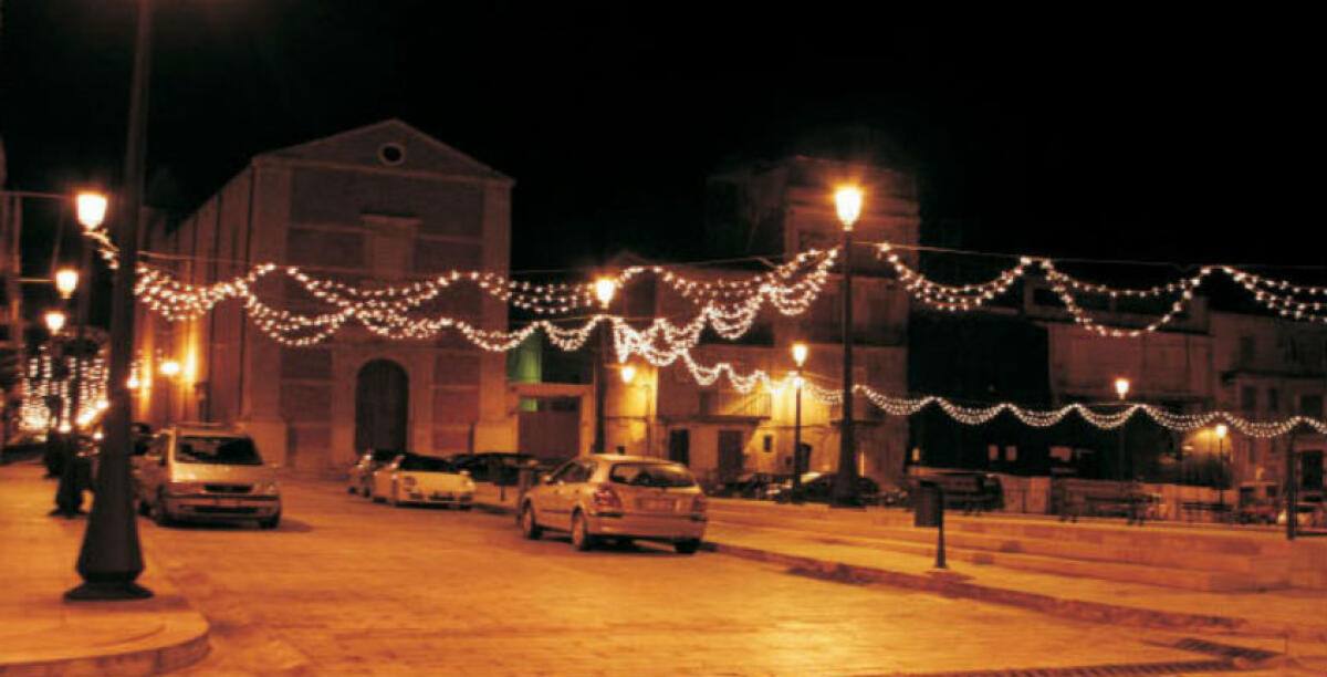 Rifiuti e soldi per gli eventi, il Pd e il Polo Civico contro la giunta: Siragusa, "sui contributi violate le norme" - 