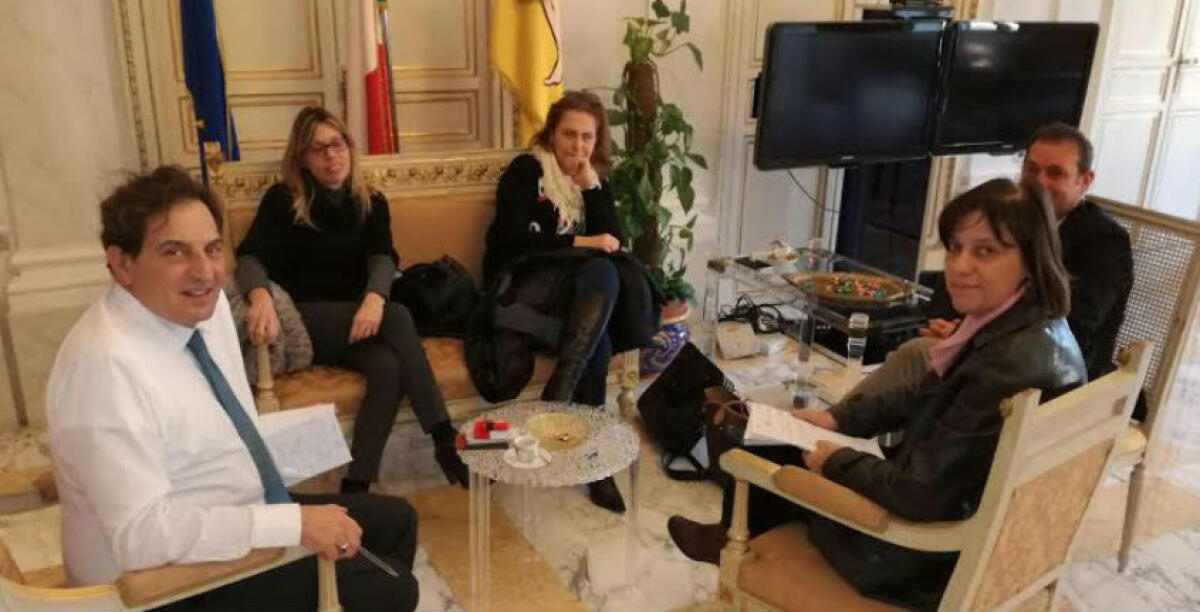 La Regione taglia la sanità locale e latita sugli accordi Eni, le donne da Crocetta: spunta un altro tavolo permanente - 