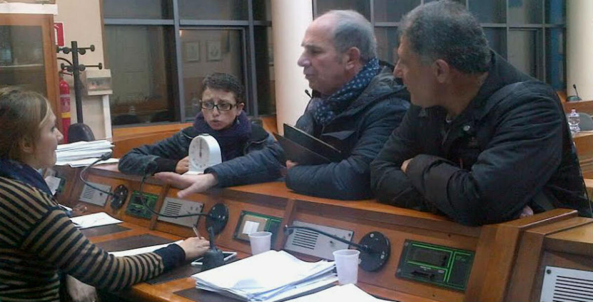 Niente numero legale, saltano i lavori del consiglio comunale: non bastano due chiamate - 