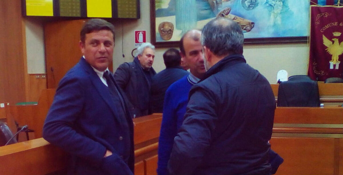 Stop al rendiconto 2015, "sull'accordo con l'Ato rifiuti serve l'atto della Regione" - 