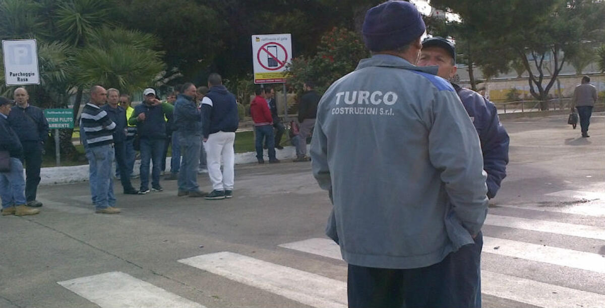 In raffineria entrano nuove aziende, cinquanta edili verso la Puccio impianti: il confronto in Confindustria - 