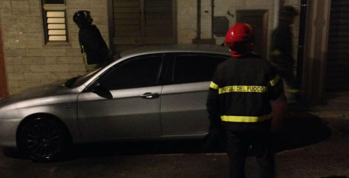 I motorini rubati per la rapina ad un supermarket e il tentativo di incendiare un'auto, dietro a tutto ci sarebbe un minore - 