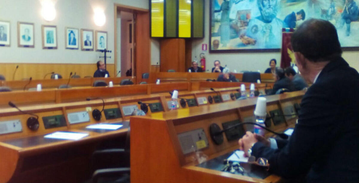 Aula deserta, niente voto sulla Tari: la giunta non ha i numeri...e il centrosinistra mira al "taglio" di Siciliano - 