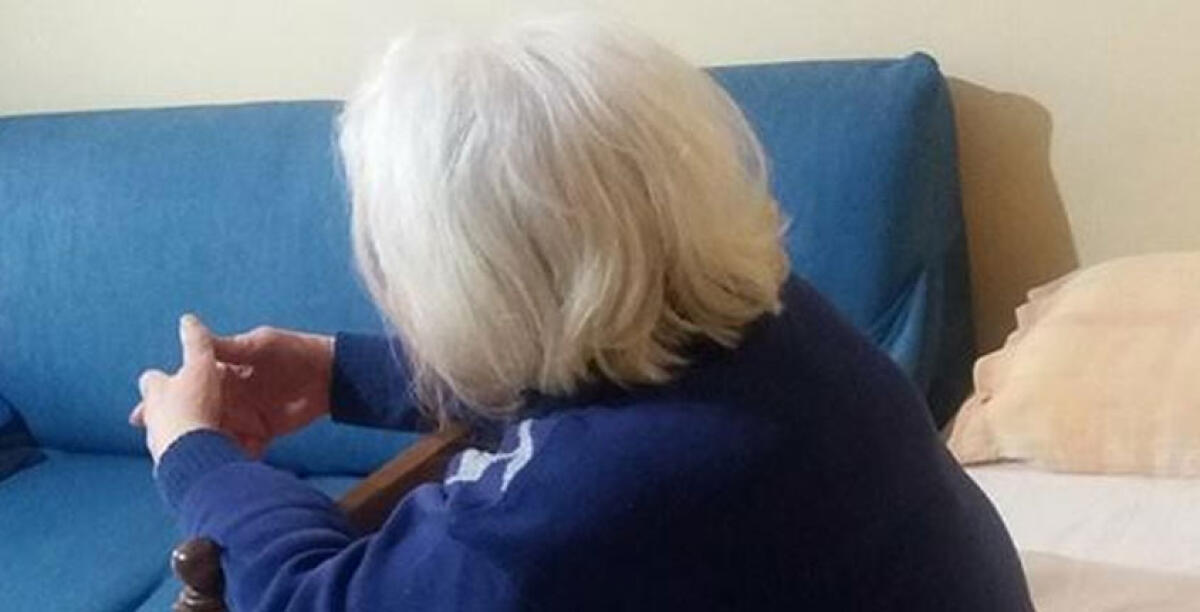 Pensionata schizofrenica abbandonata in casa, i medici ignorano le richieste di soccorso - 