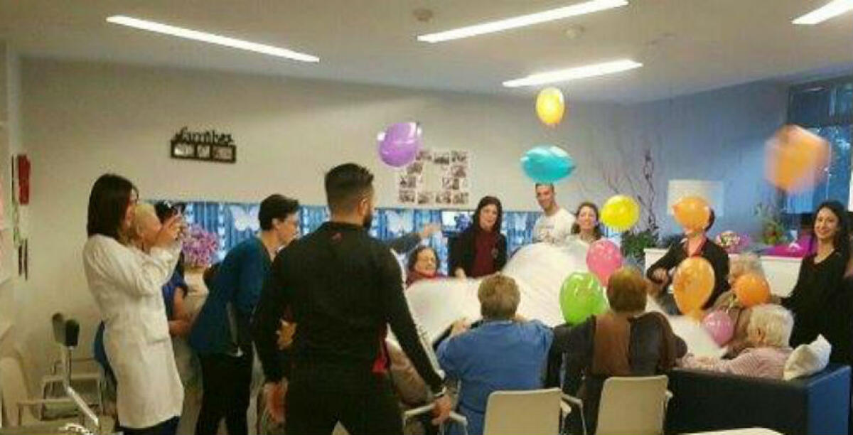 Un carnevale...particolare per gli anziani della struttura di Macchitella, insieme a loro tanti giovanissimi - 