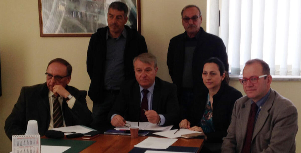 Versalis chiude il deposito gelese, 111 autotrasportatori e 1.350 famiglie a rischio disoccupazione - 