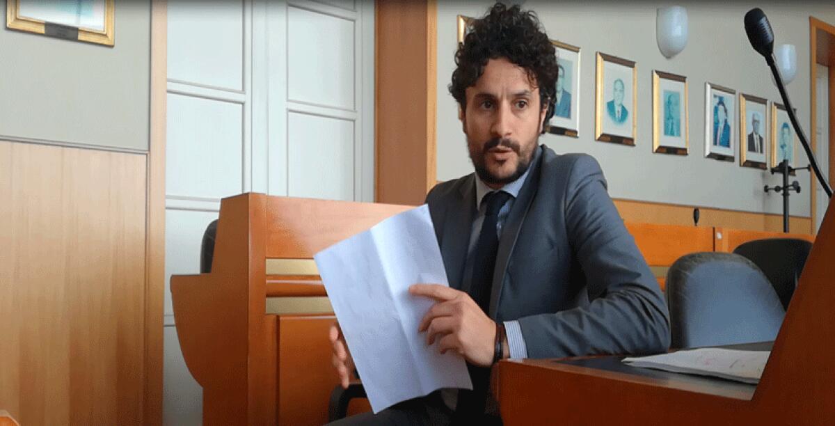 Scerra formalizza le dimissioni. "Resto uomo libero e sono pronto a promuovere la mozione di sfiducia" - Il presidente della commissiione Scerra