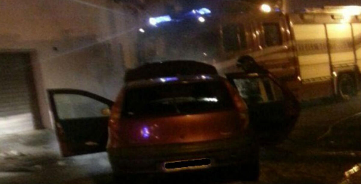 Fiamme a Giardinelli, distrutta la Fiat Punto di un pensionato: il rogo è doloso - 