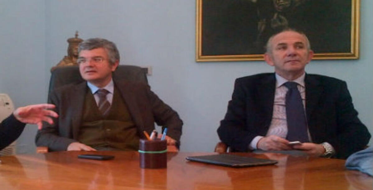 Gagliano, Siragusa e Gulizzi...ecco l'associazione "Aldo Moro": Pd e primarie, "siamo un'anima di critica e proposta" - Siragusa ha scelto di stare fuori anche dalla lista mentre Gagliano è designato assessore