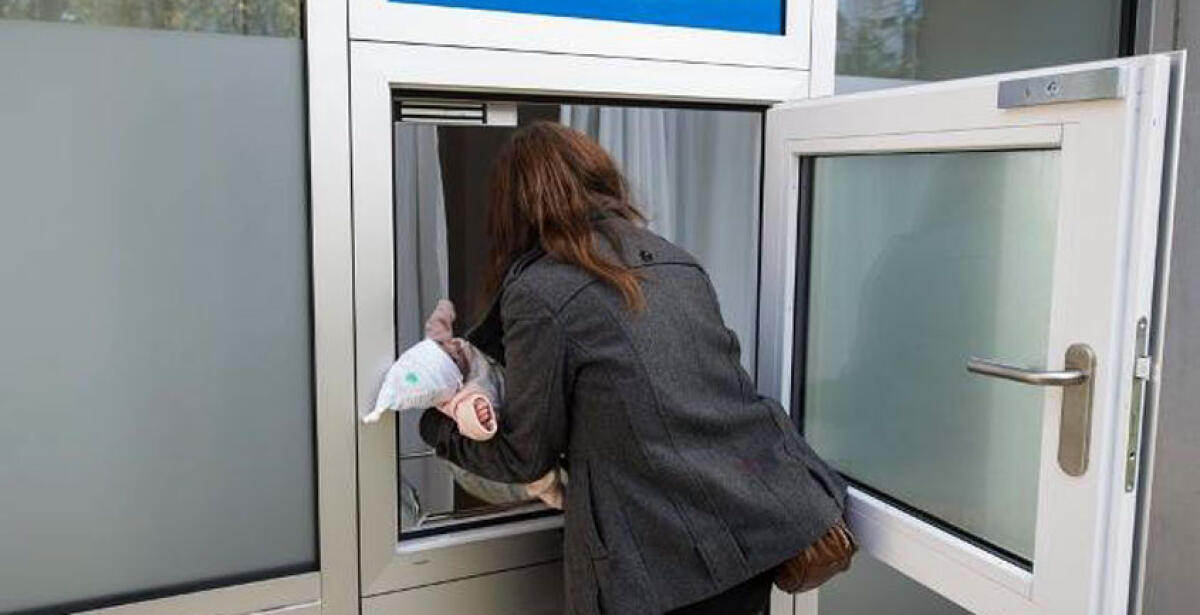 Quindici abbandoni di neonati in ospedale, Sammito insiste: "Anche a Gela la culla per la vita" - 