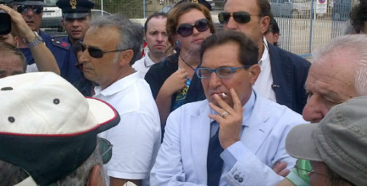 Crocetta e la giunta verso un patto politico? Il presidente in municipio, "c'è un asse istituzionale...le primarie? Io sono l'uscente" - 