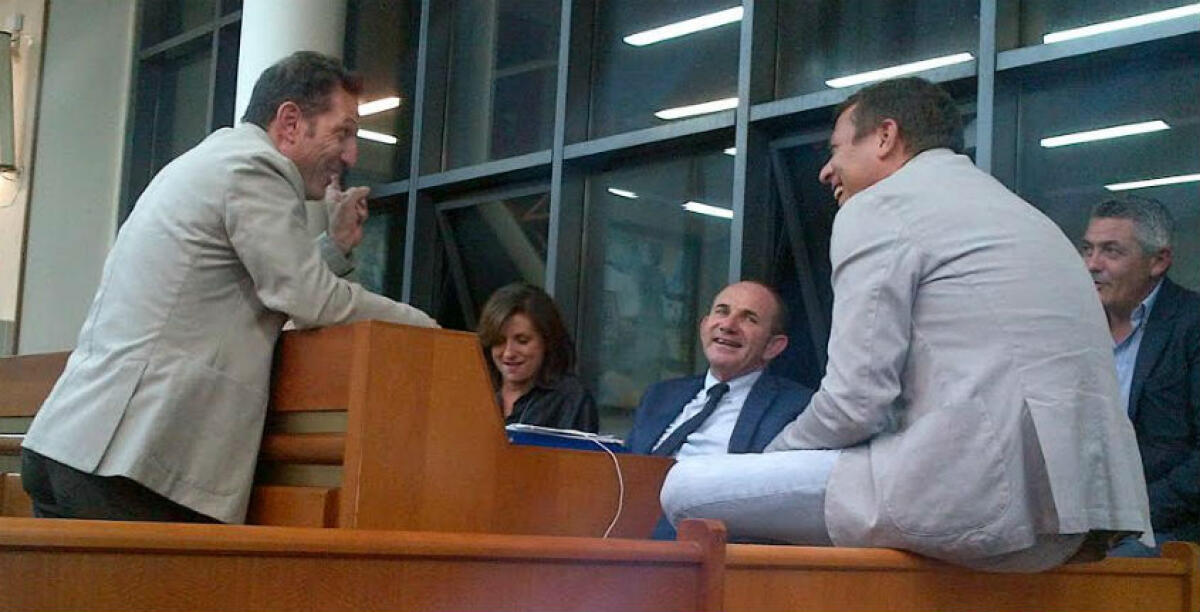 La giunta vuole "dialogare"....anche con il Pd? Siciliano ha lanciato l'appello: Di Cristina, "decide la direzione" - 