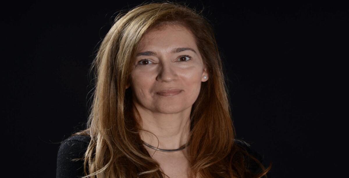 La poetessa greca amante degli scrittori italiani si aggiudica il premio La Gorgone d'oro - 