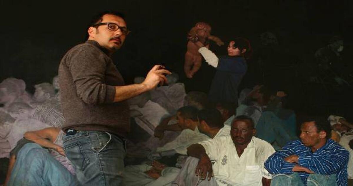 Il mare, i migranti, la clandestinità. Iudice espone le sue opere a Firenze - 