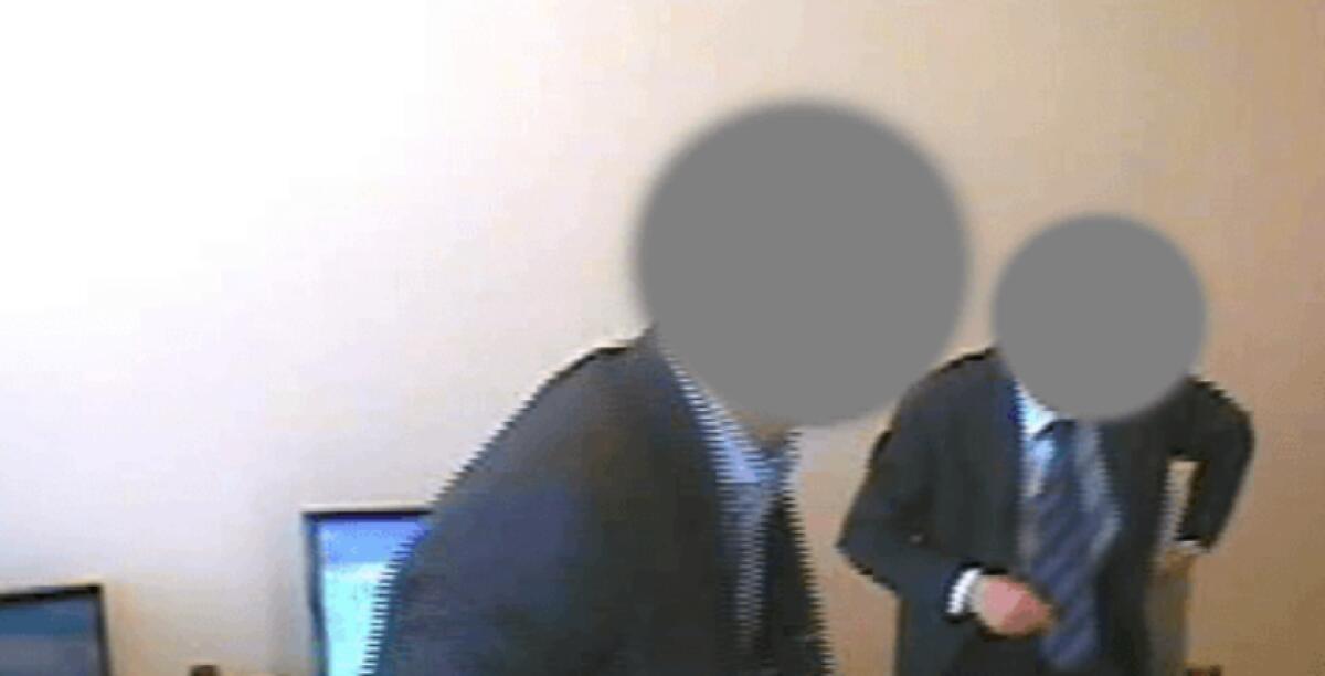 Un presunto patto tra un medico e un finanziere, il buon esito di una verifica fiscale in cambio di un favore: sono a processo - 