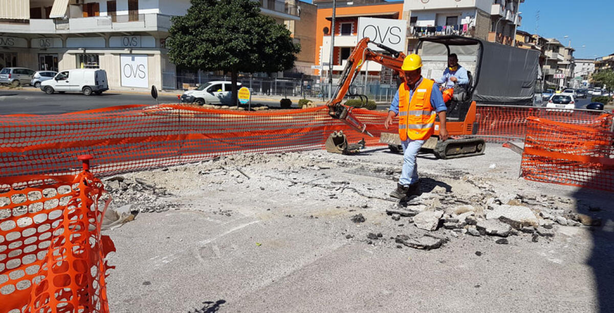 Un chilometro di condotta fognaria intasata da decenni, ecco come cambierà via Venezia - 