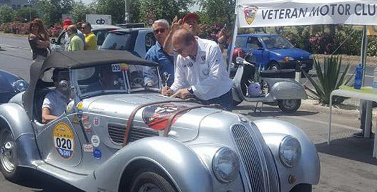 "Altro che gadget, avevo suggerito di fare tappa in un sito archeologico", D'Arma replica al Veteran - 