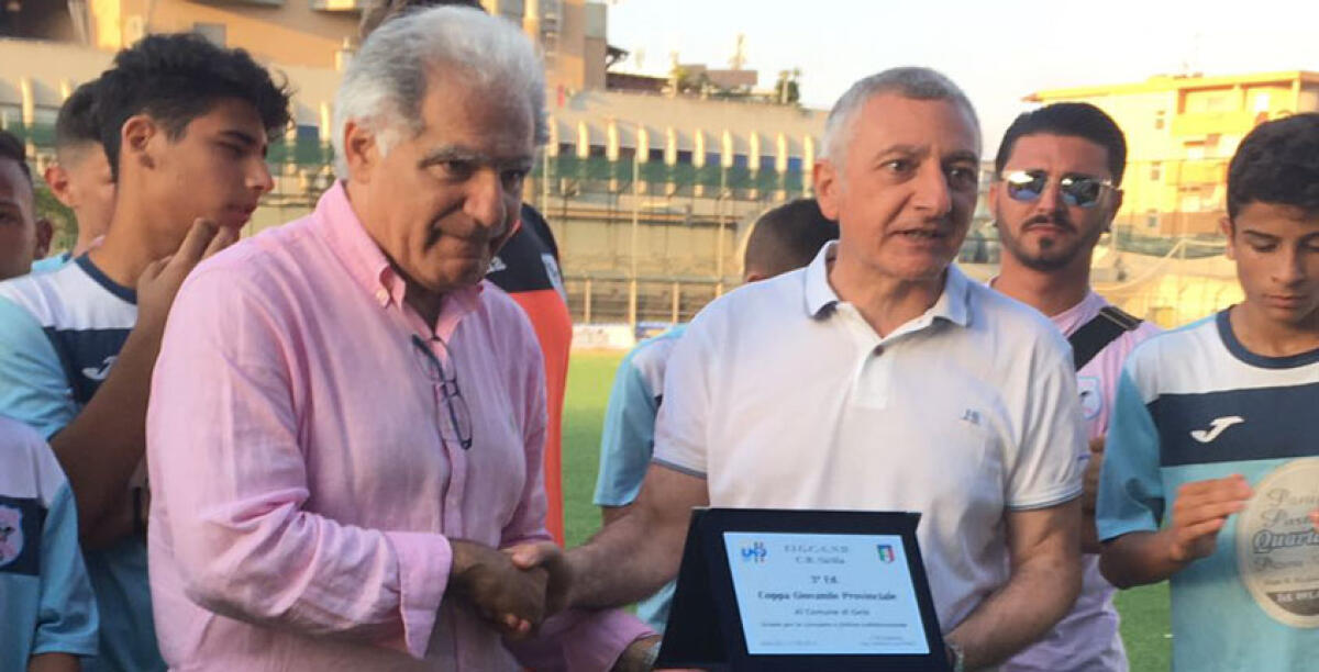 Festa dell'amicizia al Presti, esordienti in campo alla presenza di Lo Presti - 