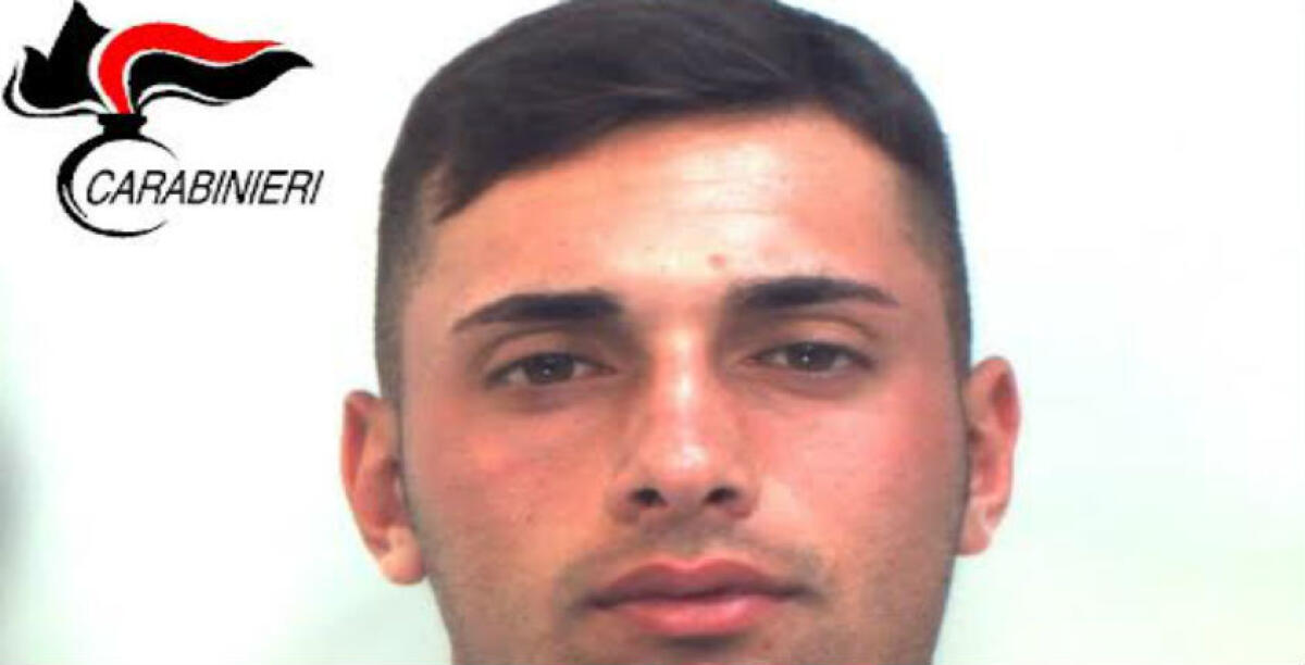 Blitz dei carabinieri in un ovile, sequestrati tre chili di hashish e un fucile: in manette Giuseppe Trubia - 